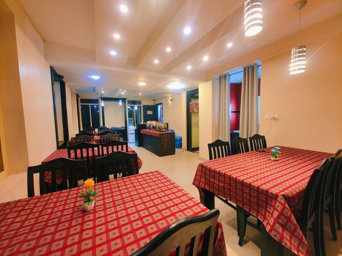 Hotel Emerald Inn Munnar Εξωτερικό φωτογραφία