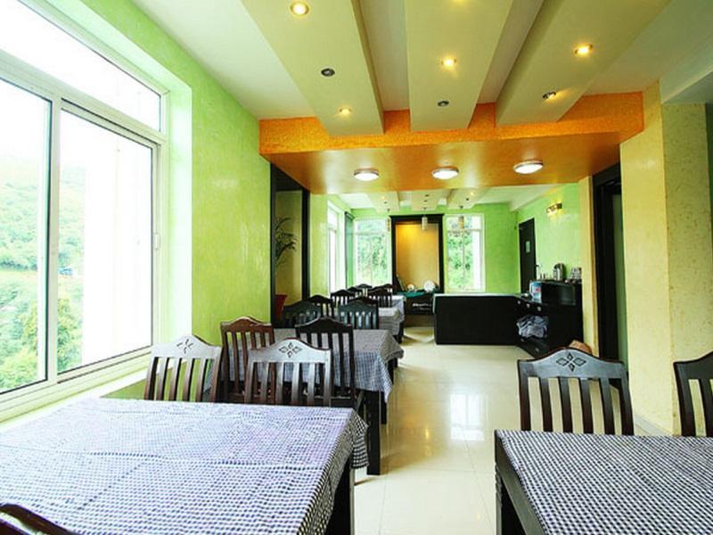 Hotel Emerald Inn Munnar Εξωτερικό φωτογραφία