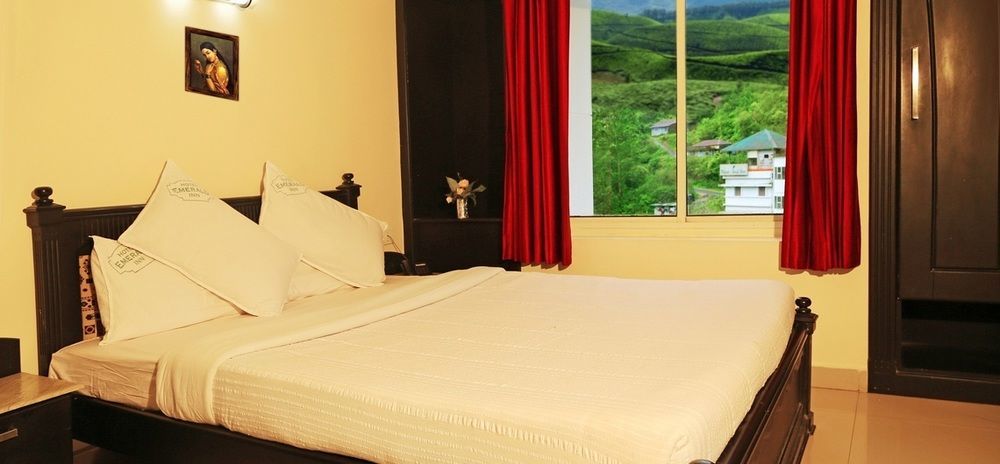 Hotel Emerald Inn Munnar Εξωτερικό φωτογραφία